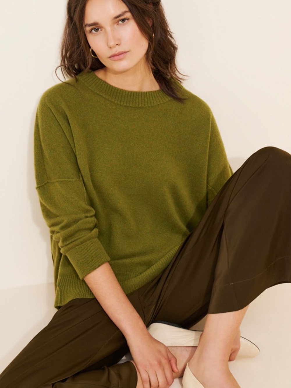 Medium free people mila drop sleeve cashmere sweater moss green dolman